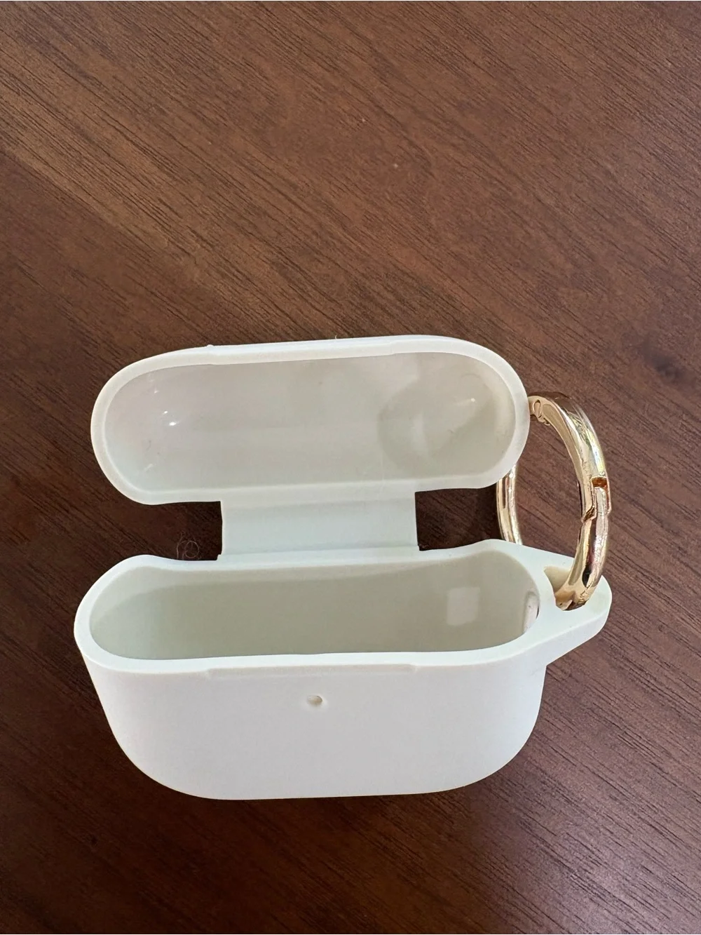 Silicone Protective Case with Gold Keyring for Wireless Earbuds - Cream